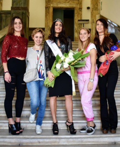 Scalpellina Enola Pasquini e Giovanna Piloni in comune con miss carnevale